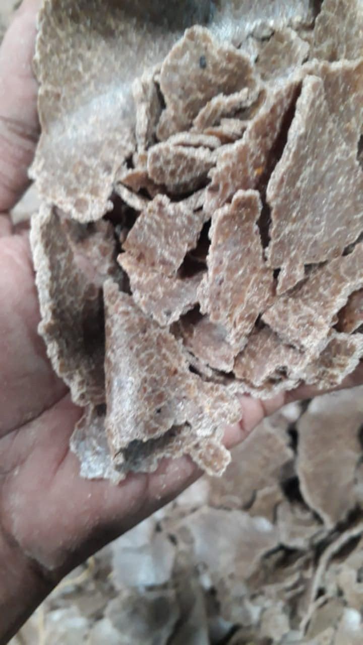 Dehydrated product flakes sample